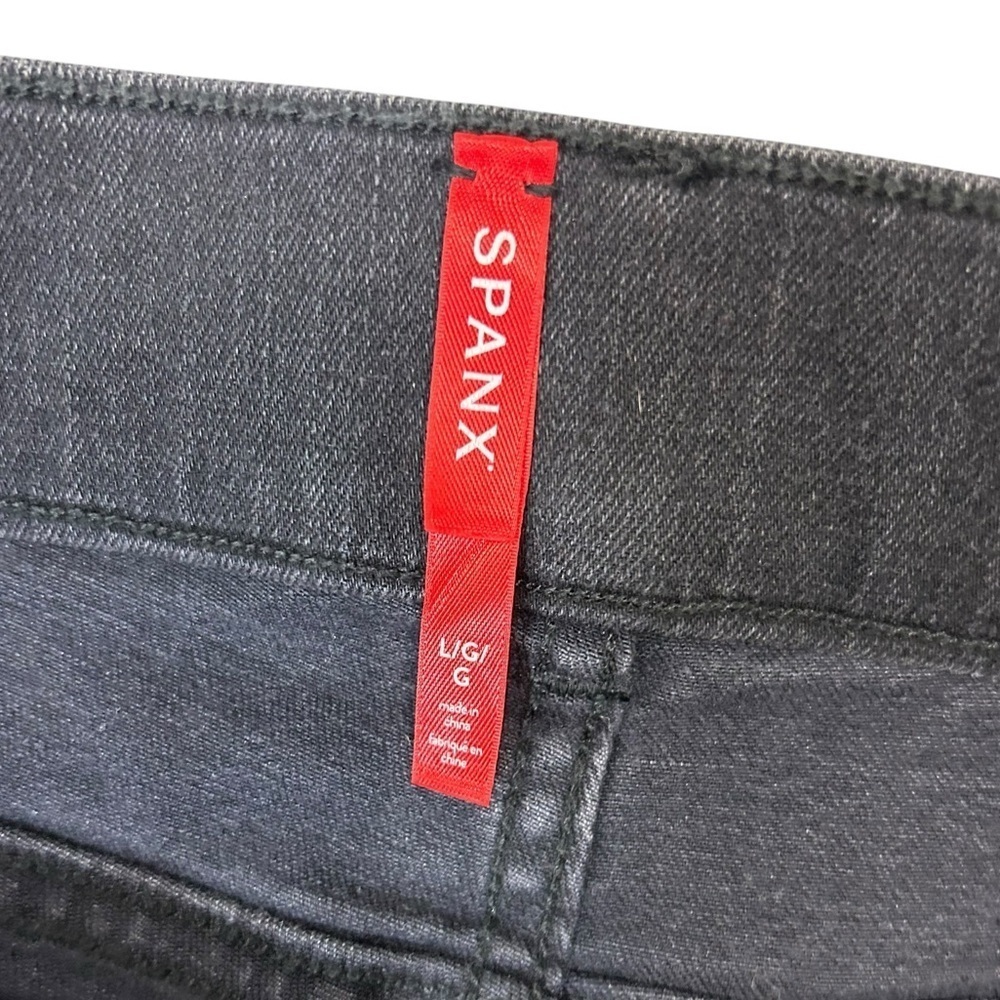 SPANX Jeans Straight Leg Vintage Black Pull On Shape Wear Size Large - Picture 4 of 11